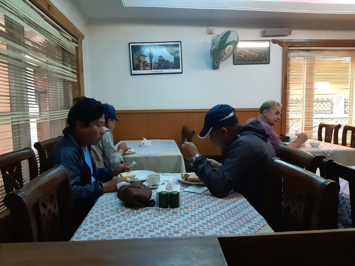 Hotel Panorama Pokhara Bagian luar foto